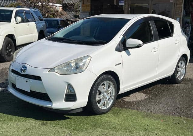 2012 TOYOTA AQUA