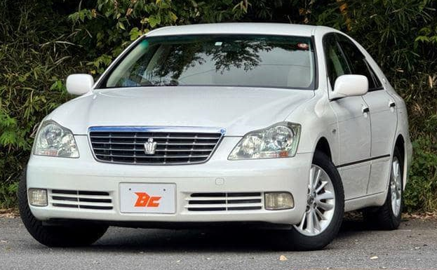 2004 TOYOTA CROWN ROYAL SERIES PETC
