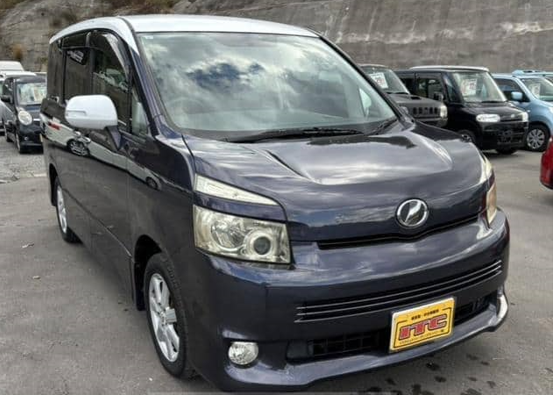 2008 TOYOTA VOXY